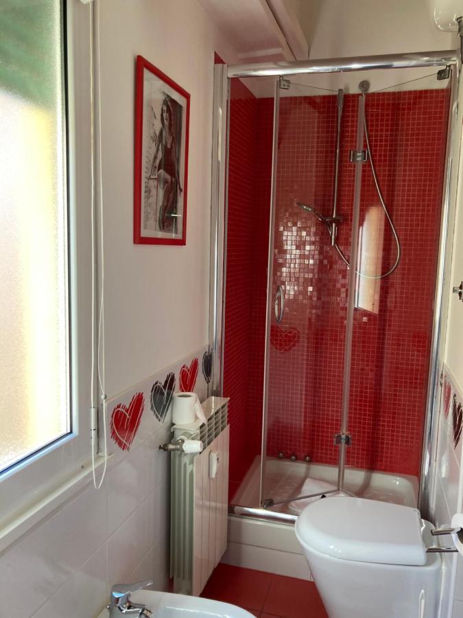 Al Civico 32 Hotel Roma Ngoại thất bức ảnh